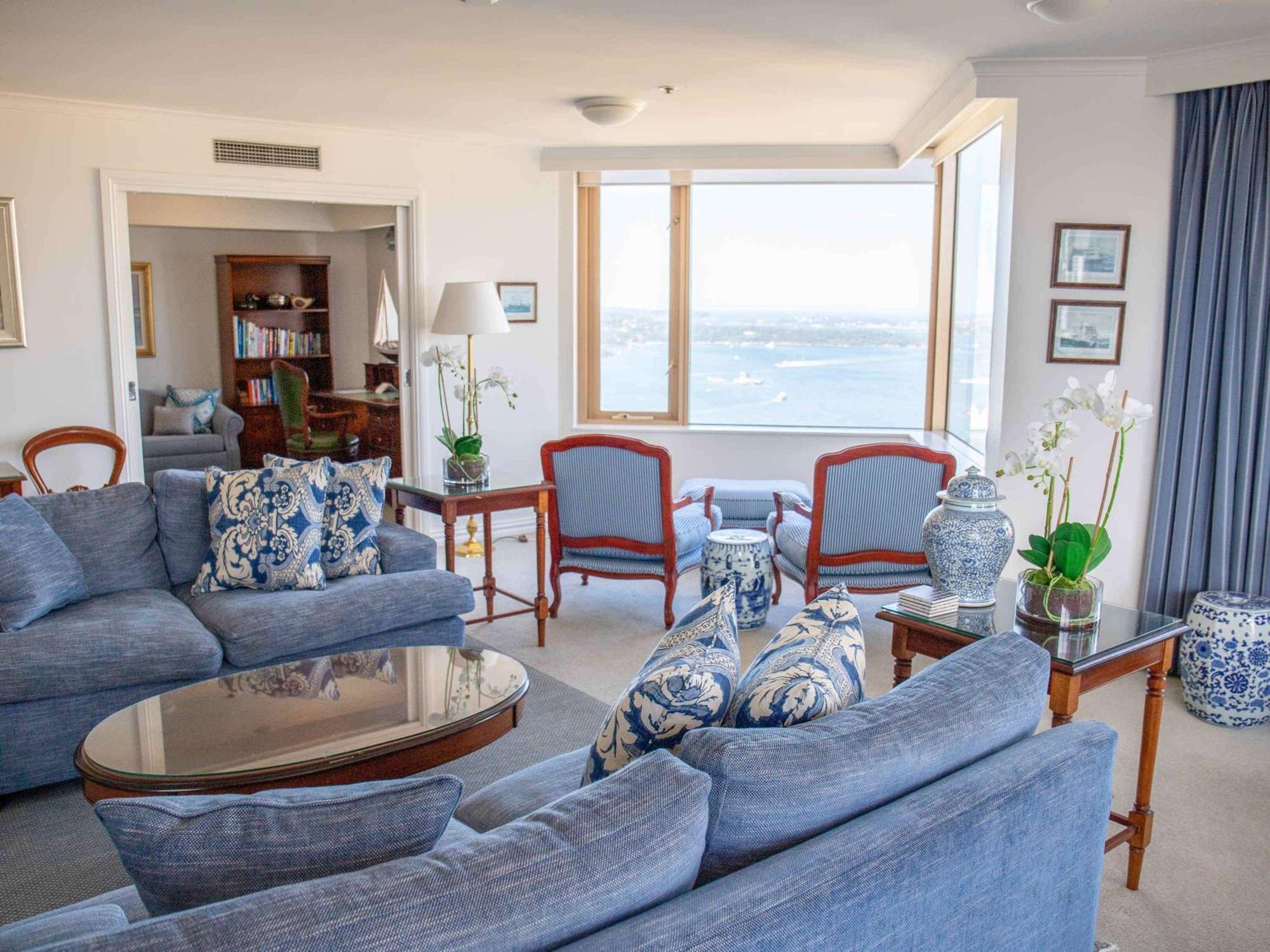 The Sebel Quay West Suites Сидней Экстерьер фото The living room of the presidential suite